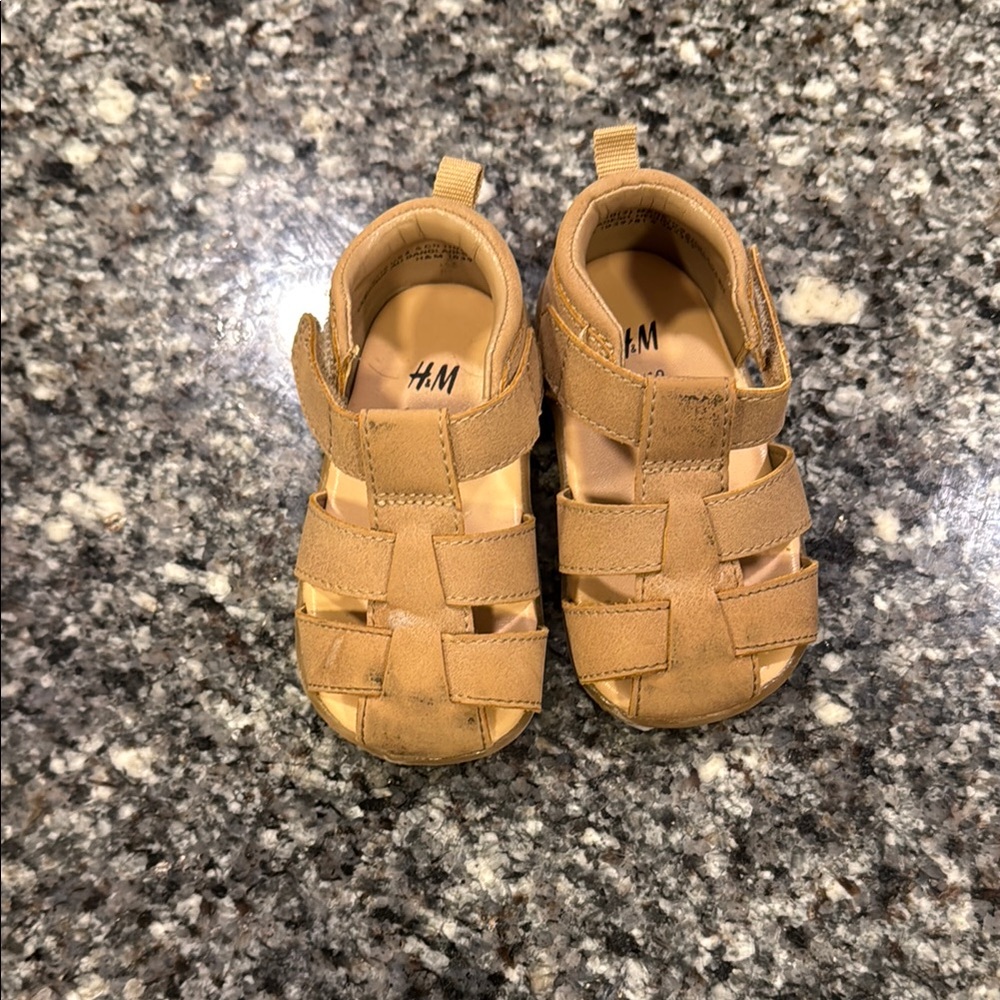 H&M Tan Sandals Soft Flexible Design